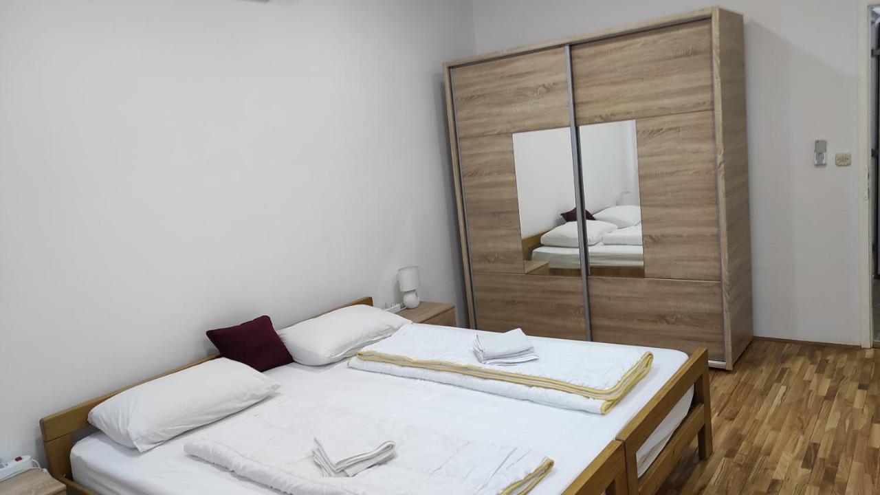 Apartment Mejtas - Center Of Сараево Экстерьер фото
